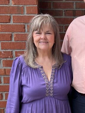 Meet your Posher, Pam